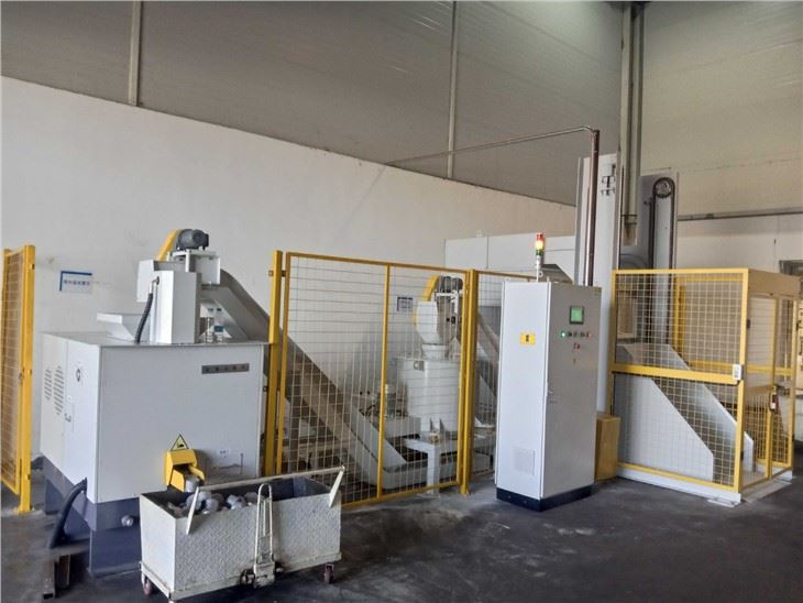 Steel Chip Crushing And Block Pressing Steel Chip Briquetting Machine