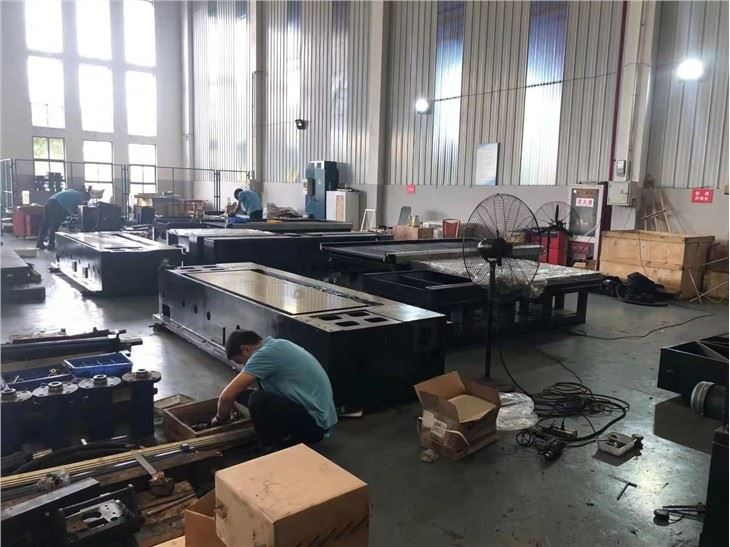 Super Accuracy CNC Steel Sawing And Milling Machine With Best Price